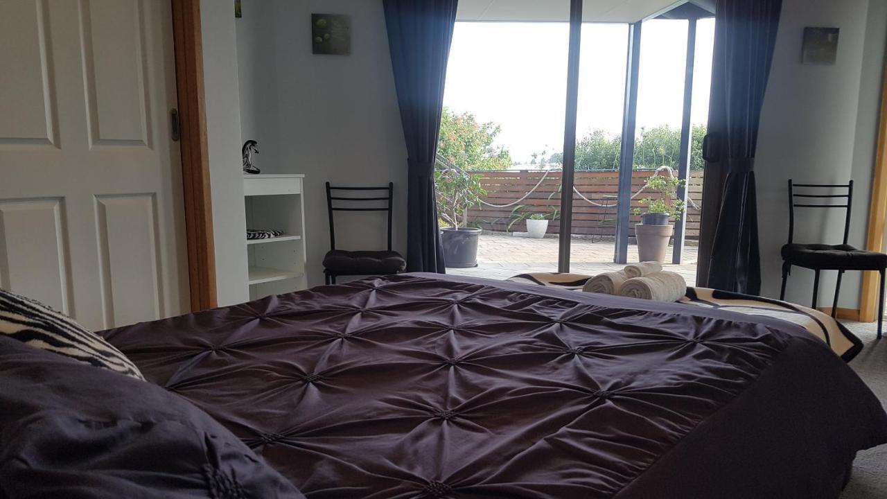 Lewi Waters Bed & Breakfast Lewisham Eksteriør bilde